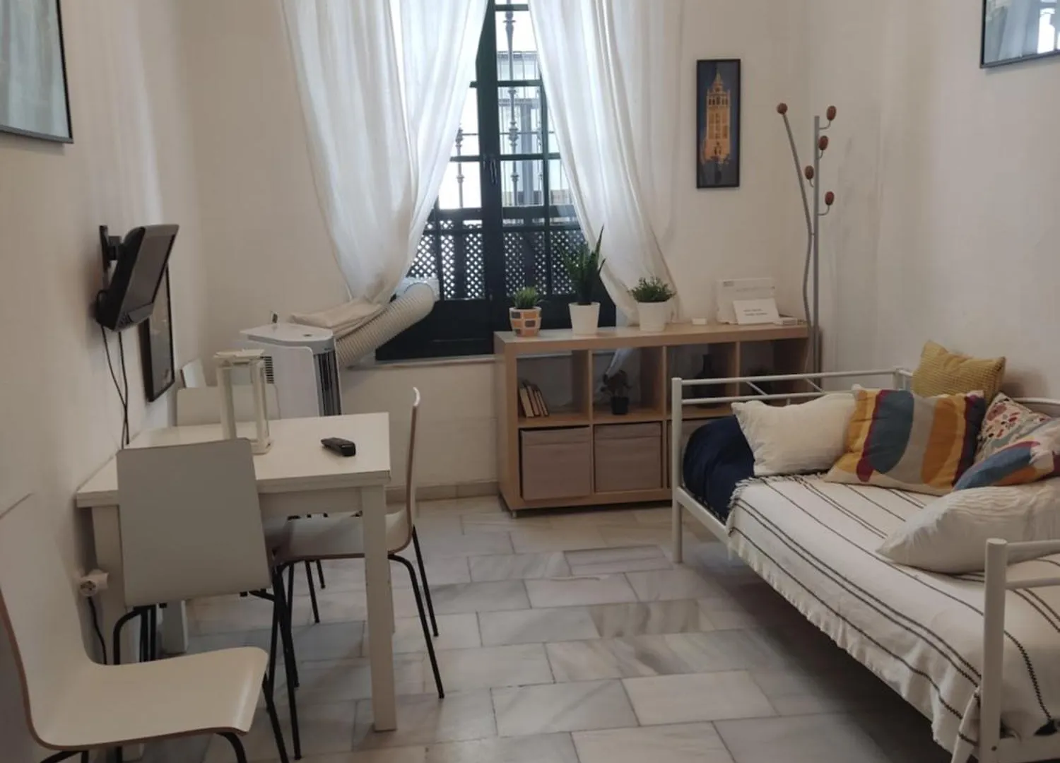 Santas Patronas Street Center Apartment Seville
